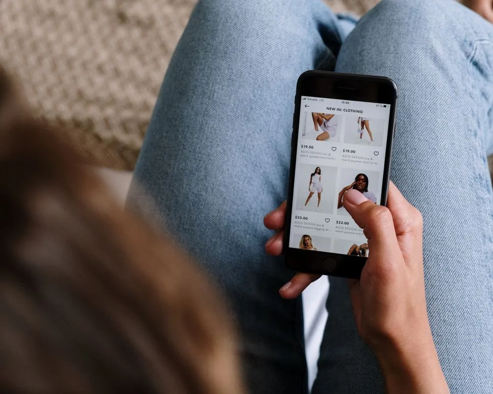 Aura E-Commerce