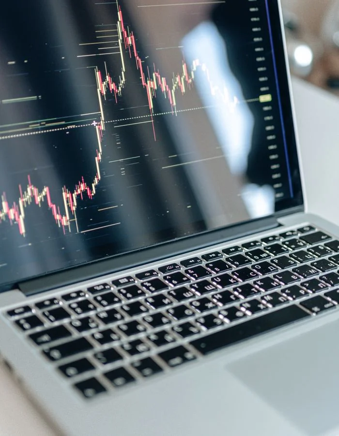 The 2025 ROI Paradigm: Beyond Traditional Marketing