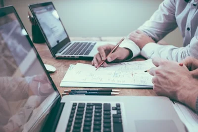 How to measure influencer ROI beyond likes