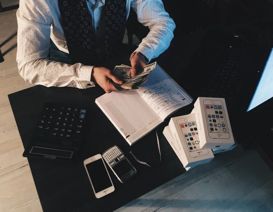 Banking & Finance