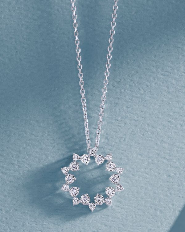 Éclat Diamond Pendant