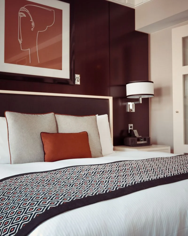 Haveli Poster Bed